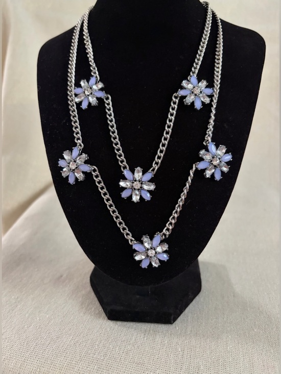 Aran Crafts Jewelry - Silver Chain Multi-Flower Necklace with Lavender Crystal Petals